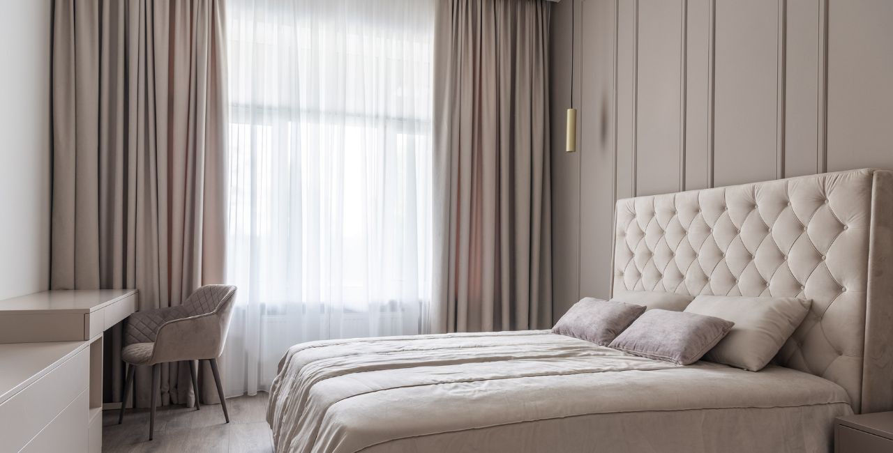 Curtains &amp; Rollers in Earthy Tones – Fall 2025